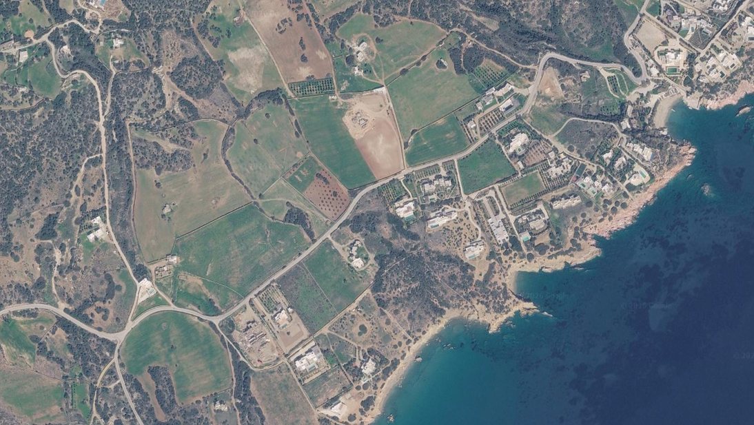 Roc Estate aerial view, Antiparos coastline